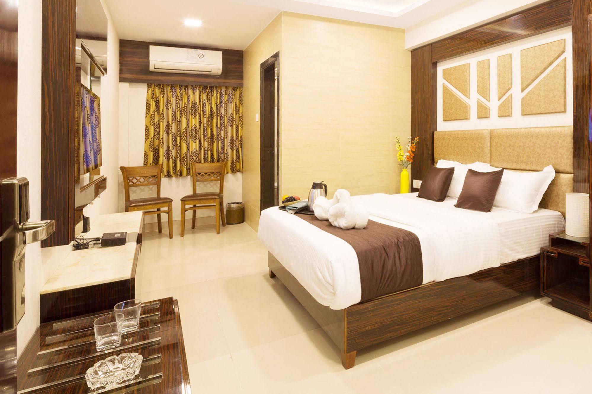 Fabexpress Annex Executive Andheri East Hotel Bombay Exterior foto