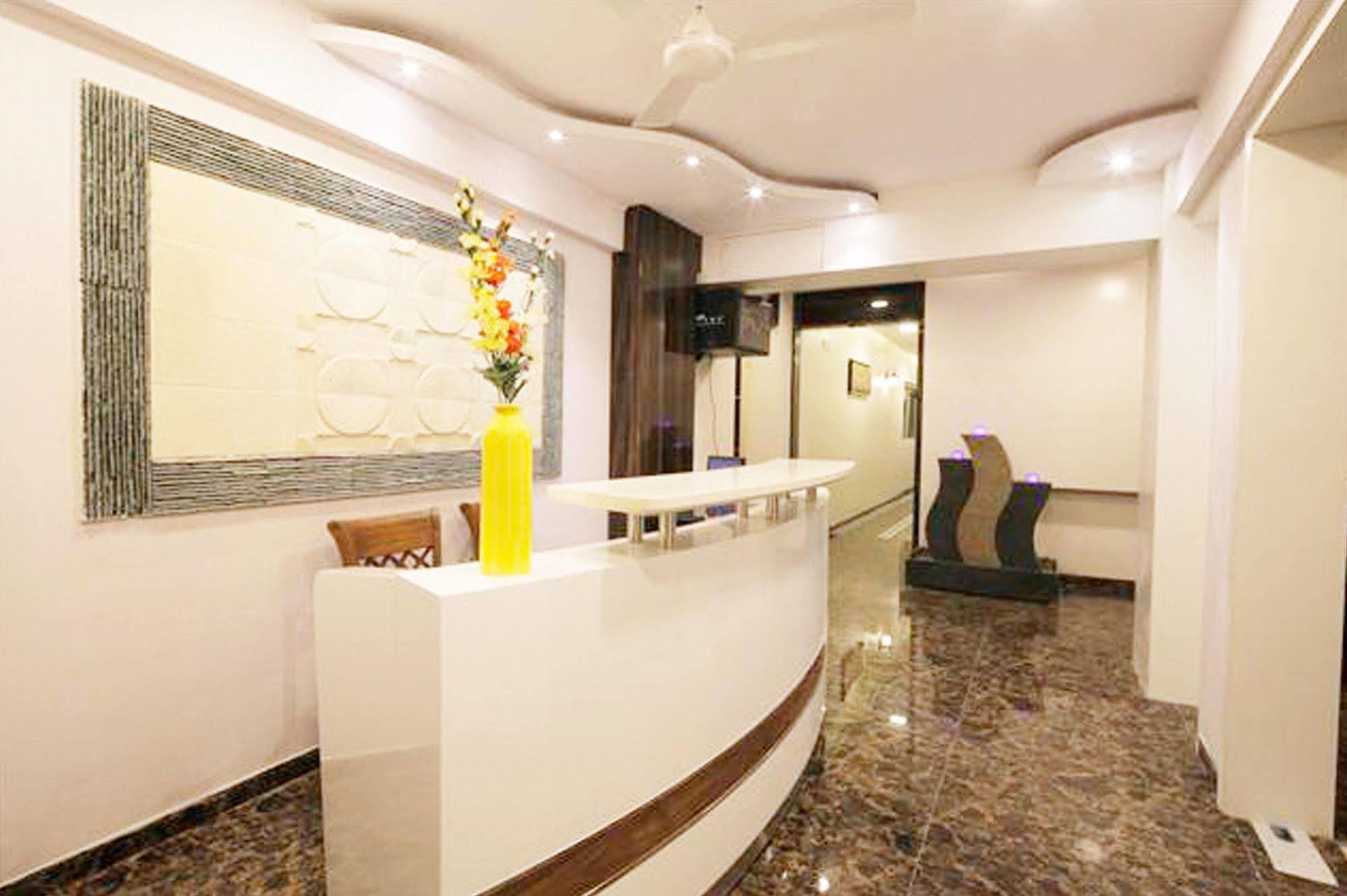 Fabexpress Annex Executive Andheri East Hotel Bombay Exterior foto